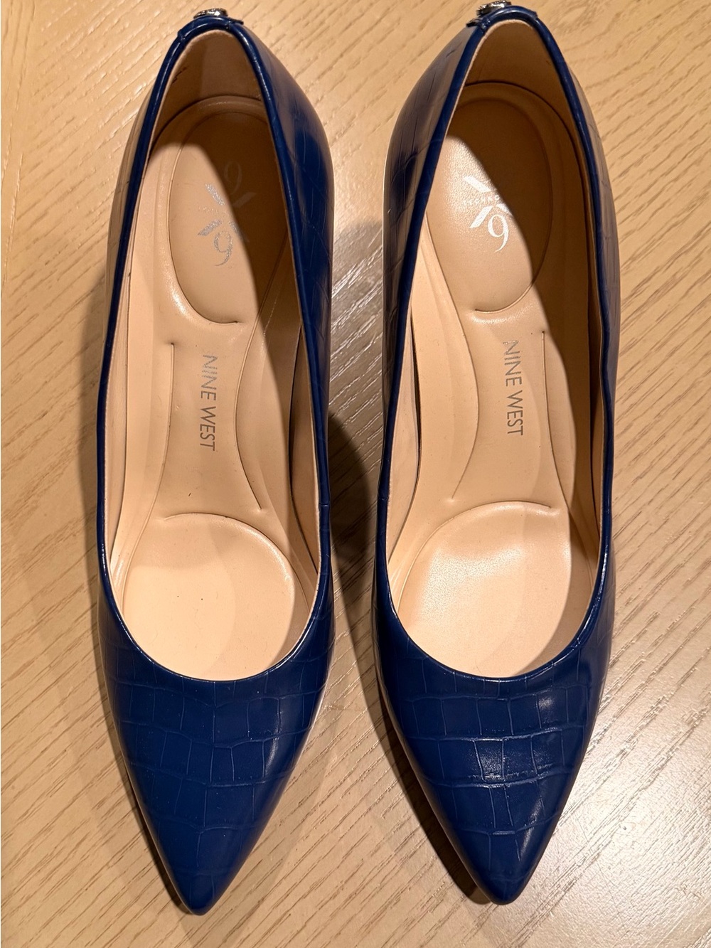 Nine West Deep Blue Croc-Embossed Pointed Pumps